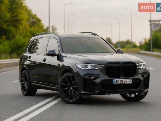 Серый БМВ X7, объемом двигателя 4.4 л и пробегом 78 тыс. км за 67500 $, фото 6 на Automoto.ua