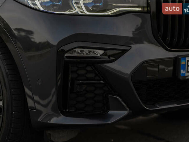 Серый БМВ X7, объемом двигателя 4.4 л и пробегом 78 тыс. км за 67500 $, фото 17 на Automoto.ua