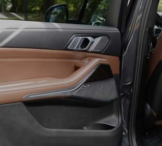 Серый БМВ X7, объемом двигателя 2.99 л и пробегом 126 тыс. км за 77500 $, фото 21 на Automoto.ua