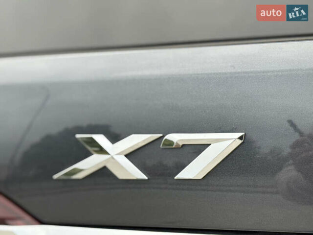 Сірий БМВ X7, об'ємом двигуна 3 л та пробігом 99 тис. км за 76000 $, фото 64 на Automoto.ua