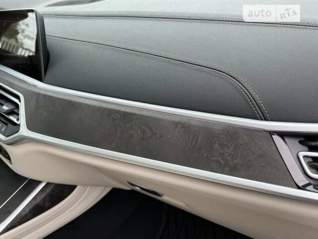 Сірий БМВ X7, об'ємом двигуна 2.99 л та пробігом 67 тис. км за 85900 $, фото 45 на Automoto.ua
