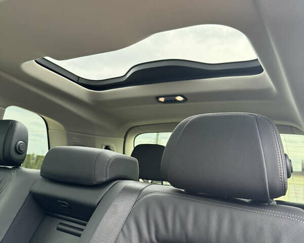 Серый БМВ X7, объемом двигателя 2.99 л и пробегом 140 тыс. км за 63500 $, фото 44 на Automoto.ua