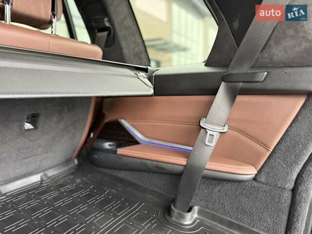 Сірий БМВ X7, об'ємом двигуна 3 л та пробігом 99 тис. км за 76000 $, фото 151 на Automoto.ua