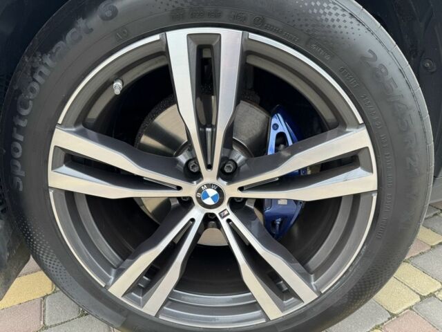Серый БМВ X7, объемом двигателя 3 л и пробегом 140 тыс. км за 63500 $, фото 4 на Automoto.ua