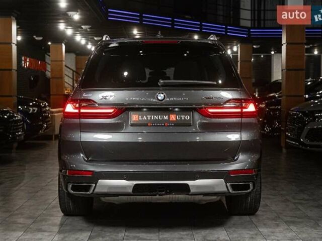 Серый БМВ X7, объемом двигателя 4.39 л и пробегом 53 тыс. км за 63900 $, фото 90 на Automoto.ua
