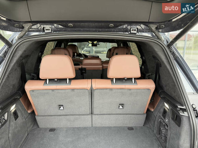 Сірий БМВ X7, об'ємом двигуна 3 л та пробігом 99 тис. км за 76000 $, фото 153 на Automoto.ua