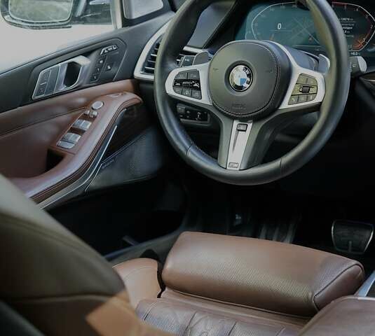 Серый БМВ X7, объемом двигателя 2.99 л и пробегом 126 тыс. км за 77500 $, фото 31 на Automoto.ua