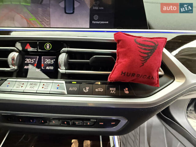 Сірий БМВ X7, об'ємом двигуна 3 л та пробігом 99 тис. км за 76000 $, фото 84 на Automoto.ua