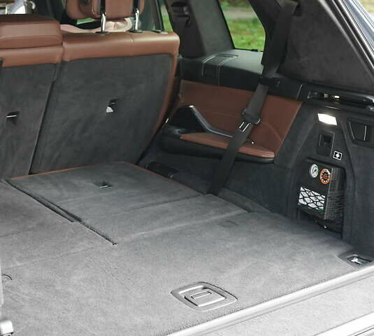 Серый БМВ X7, объемом двигателя 2.99 л и пробегом 126 тыс. км за 77500 $, фото 38 на Automoto.ua