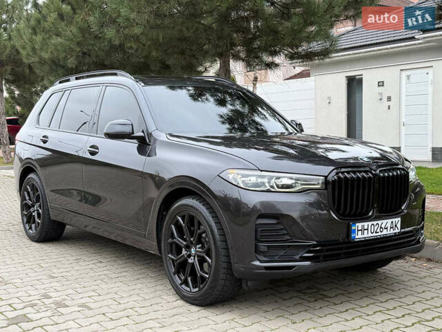 Серый БМВ X7, объемом двигателя 3 л и пробегом 148 тыс. км за 55000 $, фото 62 на Automoto.ua