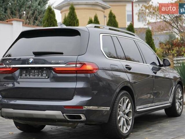 Серый БМВ X7, объемом двигателя 4.39 л и пробегом 118 тыс. км за 69999 $, фото 15 на Automoto.ua
