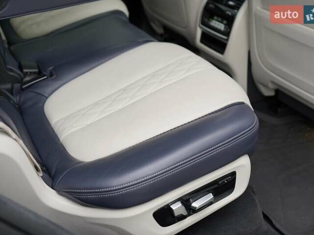 Серый БМВ X7, объемом двигателя 4.39 л и пробегом 118 тыс. км за 69999 $, фото 41 на Automoto.ua