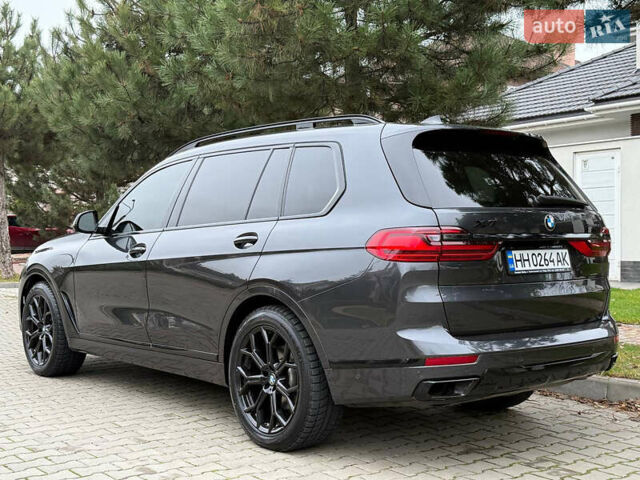 Серый БМВ X7, объемом двигателя 3 л и пробегом 148 тыс. км за 55000 $, фото 49 на Automoto.ua