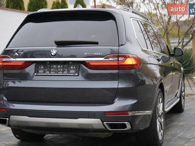 Серый БМВ X7, объемом двигателя 4.39 л и пробегом 118 тыс. км за 69999 $, фото 8 на Automoto.ua