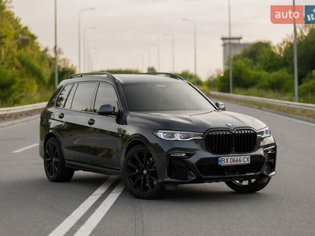 Серый БМВ X7, объемом двигателя 4.4 л и пробегом 78 тыс. км за 67500 $, фото 4 на Automoto.ua