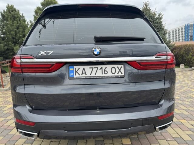 Серый БМВ X7, объемом двигателя 3 л и пробегом 140 тыс. км за 63500 $, фото 5 на Automoto.ua