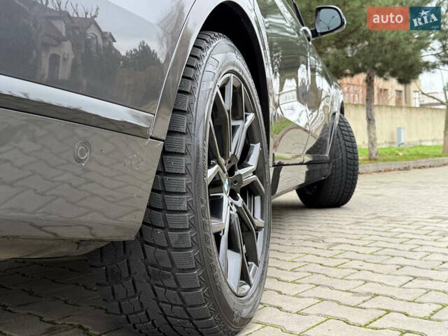 Серый БМВ X7, объемом двигателя 3 л и пробегом 148 тыс. км за 55000 $, фото 39 на Automoto.ua