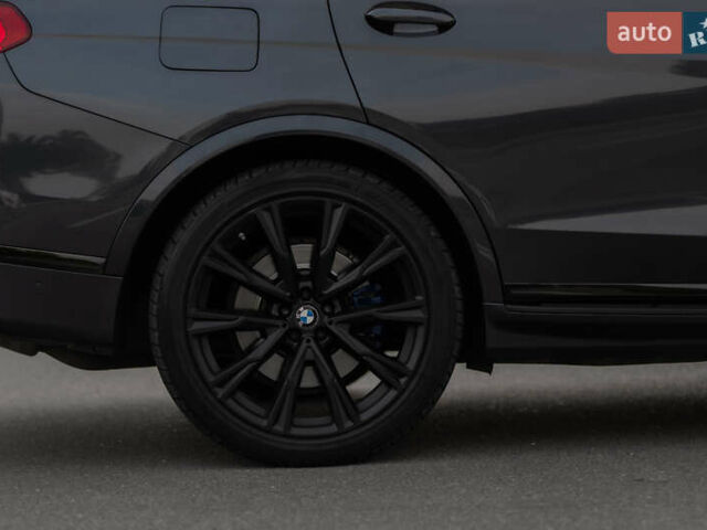 Серый БМВ X7, объемом двигателя 4.4 л и пробегом 78 тыс. км за 67500 $, фото 37 на Automoto.ua