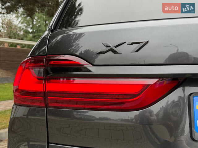 Серый БМВ X7, объемом двигателя 3 л и пробегом 148 тыс. км за 55000 $, фото 34 на Automoto.ua