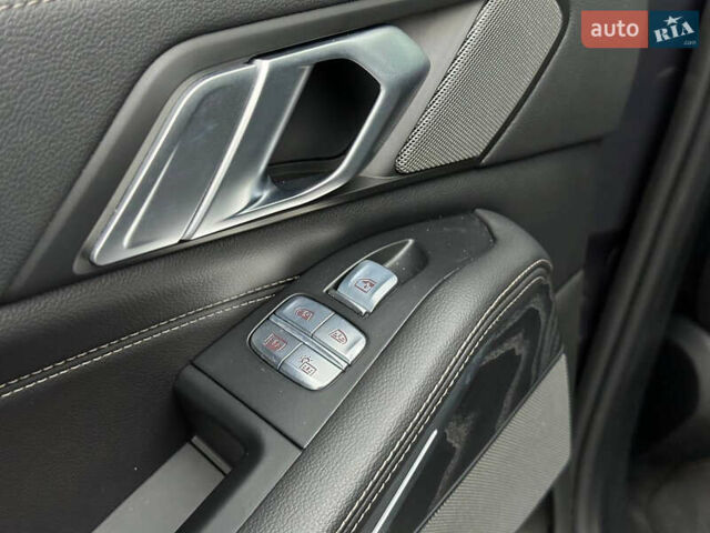 Серый БМВ X7, объемом двигателя 3 л и пробегом 90 тыс. км за 54900 $, фото 56 на Automoto.ua