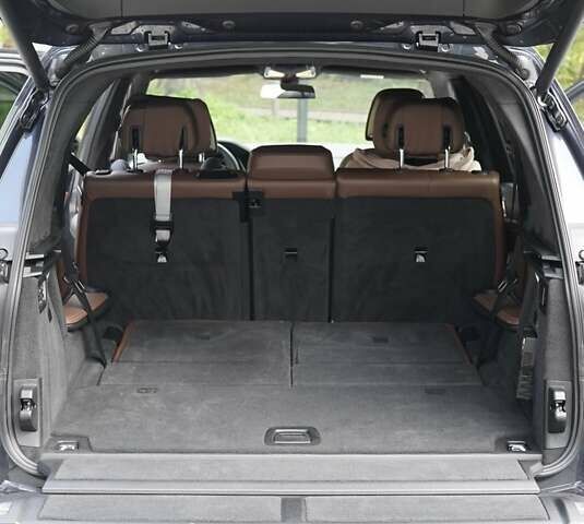 Серый БМВ X7, объемом двигателя 2.99 л и пробегом 126 тыс. км за 77500 $, фото 36 на Automoto.ua