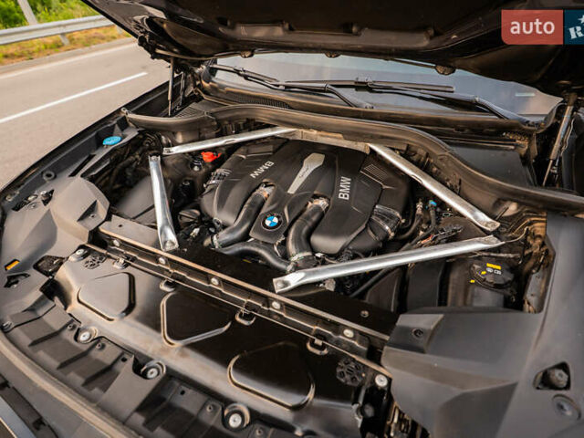 Серый БМВ X7, объемом двигателя 4.4 л и пробегом 78 тыс. км за 67500 $, фото 75 на Automoto.ua