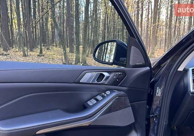 Сірий БМВ X7, об'ємом двигуна 3 л та пробігом 76 тис. км за 56500 $, фото 15 на Automoto.ua