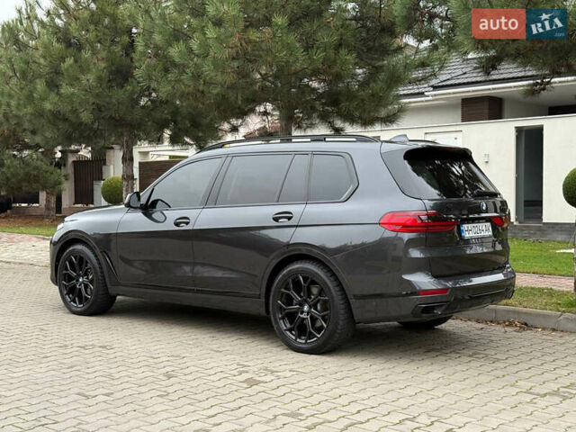 Серый БМВ X7, объемом двигателя 3 л и пробегом 148 тыс. км за 55000 $, фото 56 на Automoto.ua