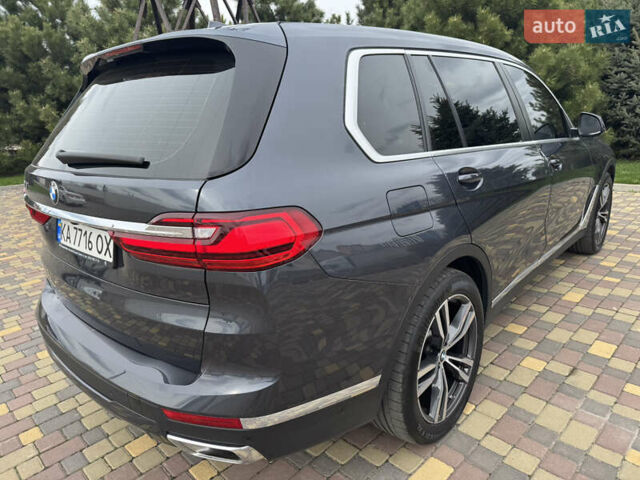 Серый БМВ X7, объемом двигателя 2.99 л и пробегом 140 тыс. км за 63500 $, фото 19 на Automoto.ua