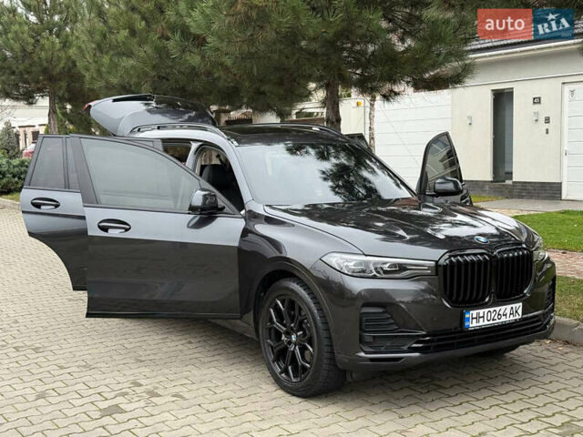 Серый БМВ X7, объемом двигателя 3 л и пробегом 148 тыс. км за 55000 $, фото 72 на Automoto.ua