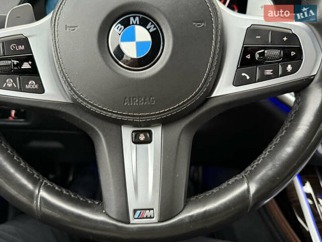 Сірий БМВ X7, об'ємом двигуна 3 л та пробігом 99 тис. км за 76000 $, фото 105 на Automoto.ua