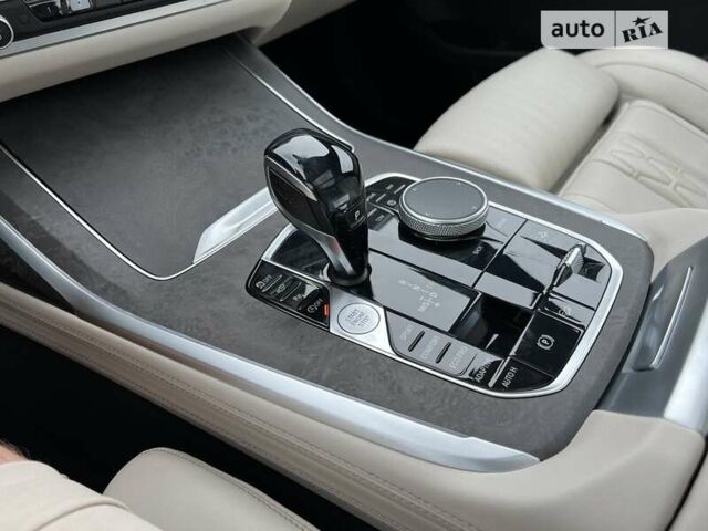 Сірий БМВ X7, об'ємом двигуна 2.99 л та пробігом 67 тис. км за 85900 $, фото 9 на Automoto.ua