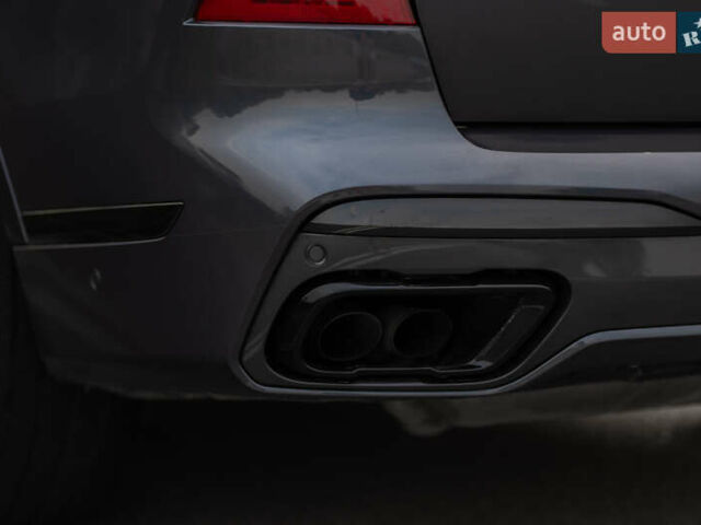 Серый БМВ X7, объемом двигателя 4.4 л и пробегом 78 тыс. км за 67500 $, фото 45 на Automoto.ua