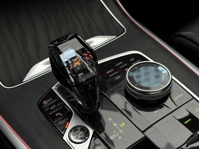 Серый БМВ X7, объемом двигателя 3 л и пробегом 90 тыс. км за 54900 $, фото 10 на Automoto.ua