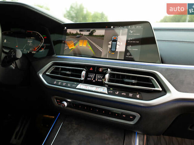 Серый БМВ X7, объемом двигателя 4.4 л и пробегом 78 тыс. км за 67500 $, фото 91 на Automoto.ua