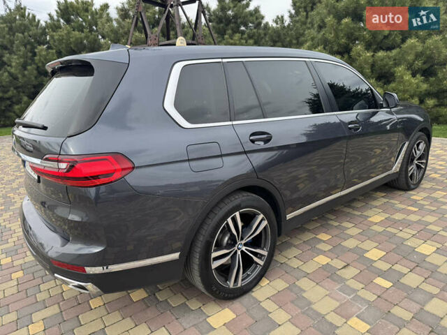 Серый БМВ X7, объемом двигателя 2.99 л и пробегом 140 тыс. км за 63500 $, фото 20 на Automoto.ua