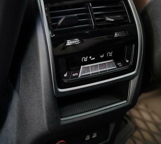 Серый БМВ X7, объемом двигателя 2.99 л и пробегом 126 тыс. км за 77500 $, фото 22 на Automoto.ua