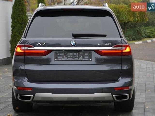 Серый БМВ X7, объемом двигателя 4.39 л и пробегом 118 тыс. км за 69999 $, фото 10 на Automoto.ua