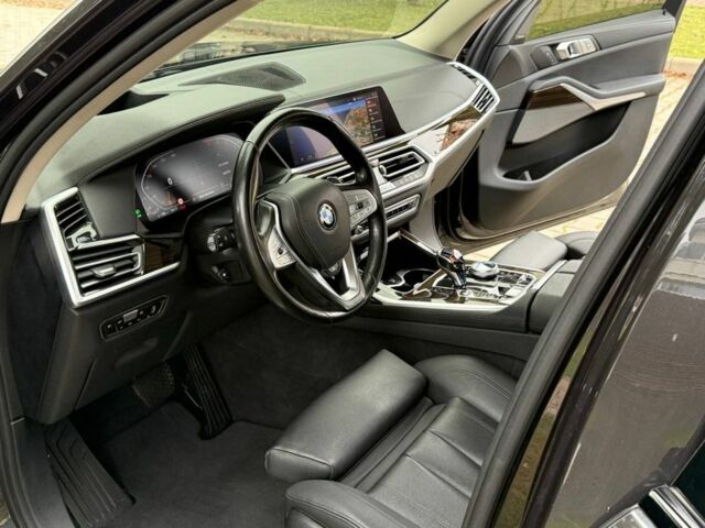 Серый БМВ X7, объемом двигателя 3 л и пробегом 140 тыс. км за 55000 $, фото 6 на Automoto.ua