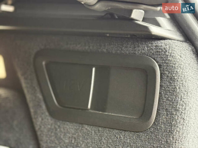 Сірий БМВ X7, об'ємом двигуна 3 л та пробігом 99 тис. км за 76000 $, фото 73 на Automoto.ua