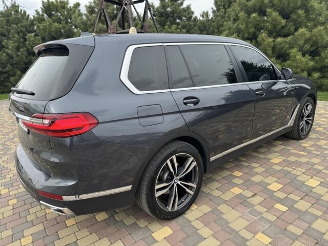 Серый БМВ X7, объемом двигателя 3 л и пробегом 140 тыс. км за 63500 $, фото 6 на Automoto.ua