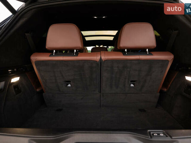 Серый БМВ X7, объемом двигателя 4.4 л и пробегом 78 тыс. км за 67500 $, фото 109 на Automoto.ua