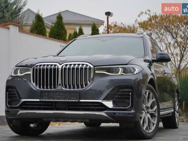 Серый БМВ X7, объемом двигателя 4.39 л и пробегом 118 тыс. км за 69999 $, фото 20 на Automoto.ua