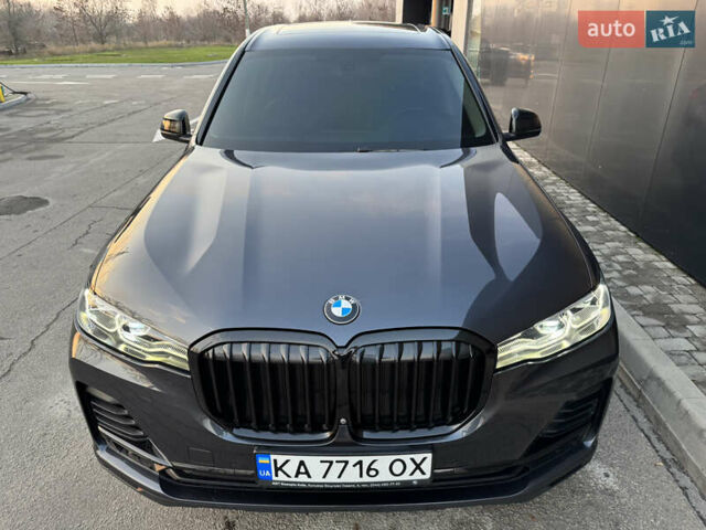 Серый БМВ X7, объемом двигателя 2.99 л и пробегом 140 тыс. км за 64500 $, фото 17 на Automoto.ua
