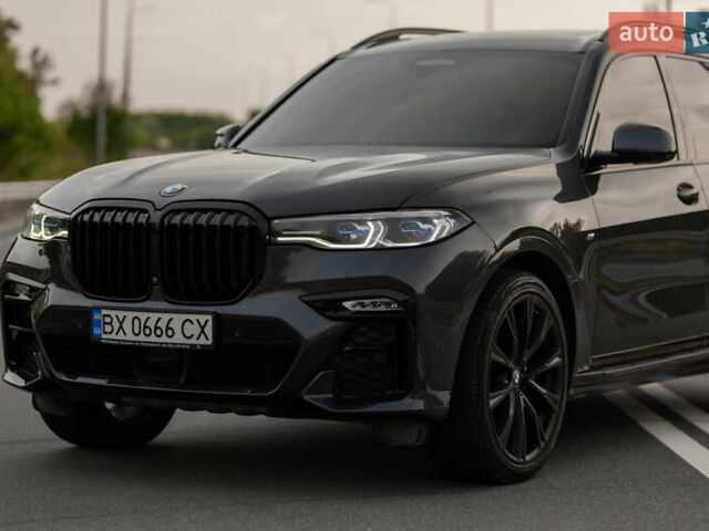 Серый БМВ X7, объемом двигателя 4.4 л и пробегом 78 тыс. км за 67500 $, фото 23 на Automoto.ua