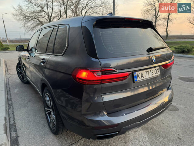 Серый БМВ X7, объемом двигателя 2.99 л и пробегом 140 тыс. км за 64500 $, фото 11 на Automoto.ua