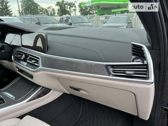 Сірий БМВ X7, об'ємом двигуна 2.99 л та пробігом 67 тис. км за 85900 $, фото 46 на Automoto.ua