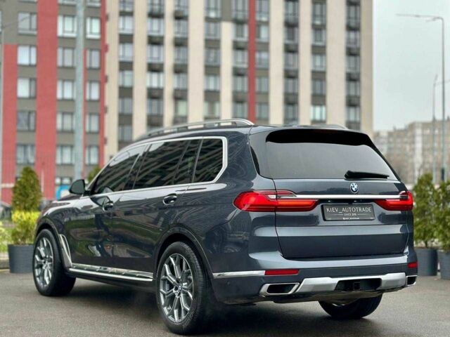 Серый БМВ X7, объемом двигателя 3 л и пробегом 90 тыс. км за 54900 $, фото 7 на Automoto.ua