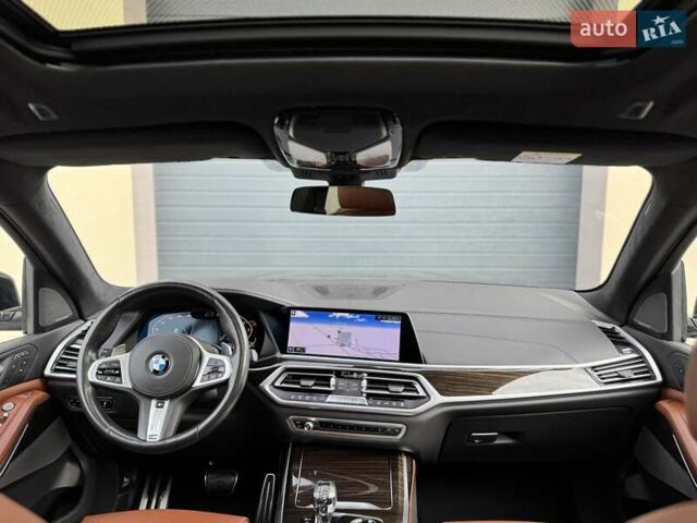 Сірий БМВ X7, об'ємом двигуна 4.39 л та пробігом 152 тис. км за 67900 $, фото 117 на Automoto.ua