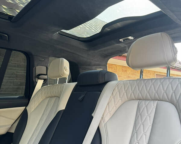 Серый БМВ X7, объемом двигателя 2.99 л и пробегом 126 тыс. км за 81000 $, фото 17 на Automoto.ua